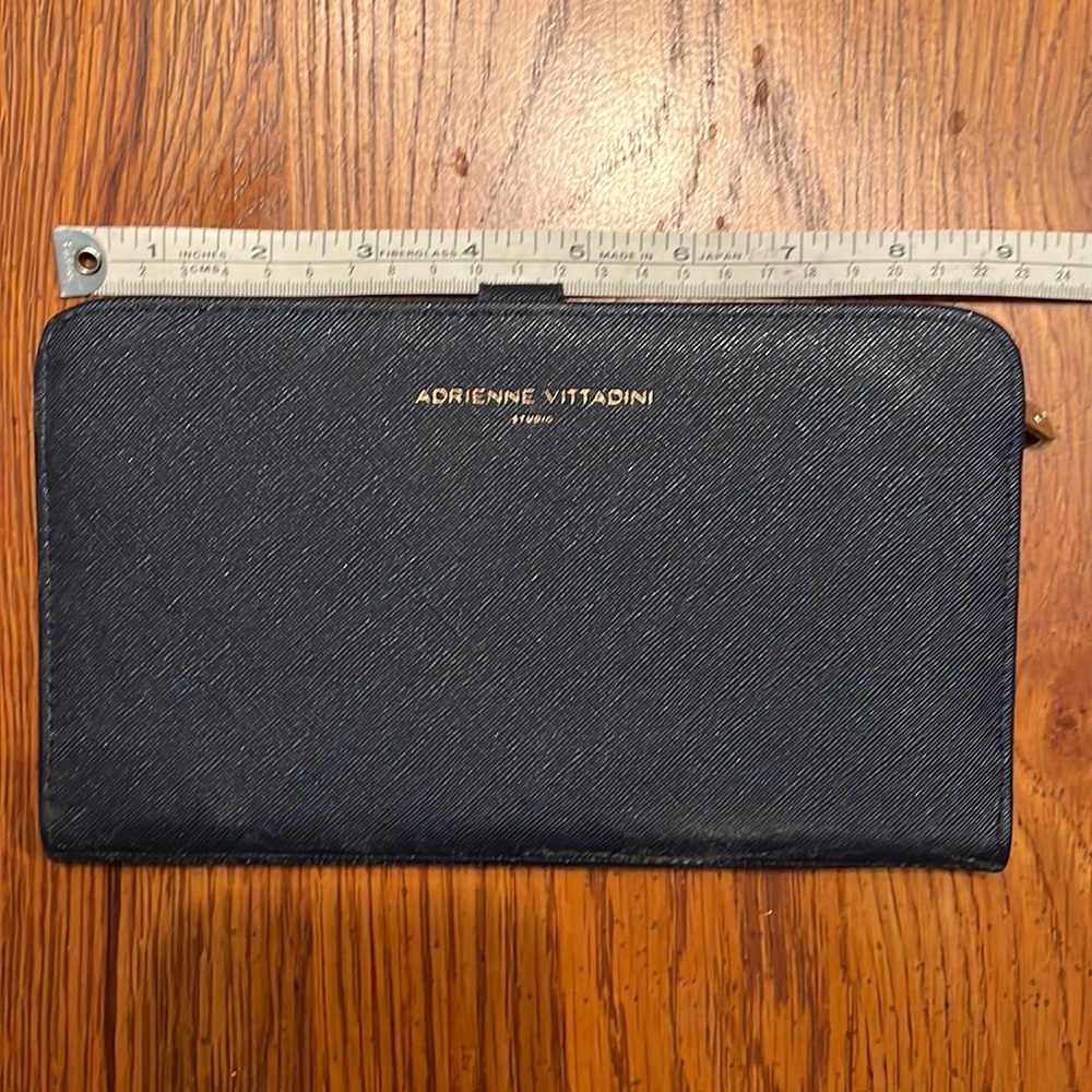 Blue Clutch